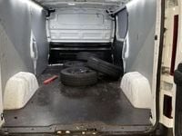 Käytetty Nissan NV300 Comfort 125 HP (91 kW) 2016 Valkoinen Van