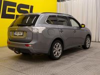 käytetty Mitsubishi Outlander P-HEV 4WD 5P Instyle