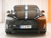 käytetty Tesla Model X Performance Ludicrous Dual Motor ** FSD / 7-paikkainen / Vetokoukku / Ilma-alusta / Suomi-auto / Kamerat / Lämmitin **