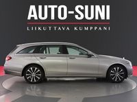 Käytetty Mercedes E300 Avantgarde 211 HP (155 kW) 2022 Farmari