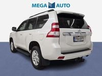 Käytetty Toyota Land Cruiser Active 177 HP (130 kW) 2016 Valkoinen Katumaasturi