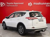 Käytetty Toyota RAV4 Edition 153 HP (112 kW) 2017 Valkoinen Katumaasturi