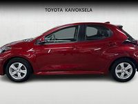 Käytetty Toyota Yaris Active 114 HP (83 kW) 2021 Punainen Viistoperä