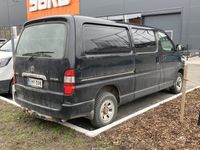 käytetty Toyota HiAce 2,5 D-4D 4WD 117 5ov pitkä