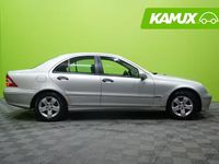 Käytetty Mercedes C180 143 HP (105 kW) 2004 Hopea / harmaa Sedan