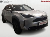 Uusi Toyota Yaris Cross 116 HP (85 kW) 2025 Met. hopea Katumaasturi