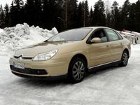 käytetty Citroën C5 2.0i !! AJETTU VAIN 138 tkm - JAKOHIHNASARJA JUURI UUSITTU !!