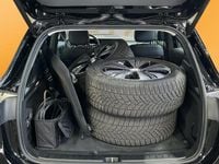Käytetty Mercedes EQA300 167 kW (228 HP) 2023 Katumaasturi