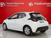 Käytetty Toyota Yaris Active 114 HP (83 kW) 2022 Valkoinen Viistoperä