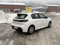 Käytetty Peugeot 208 Active 101 HP (74 kW) 2020 Viistoperä