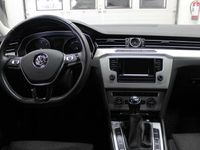 käytetty VW Passat Sedan Comfortline 1,6 TDI 88 kW (120 hv) BlueMotion Technology#Webasto,Vakkari,Pysäköintitutka#