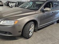 Käytetty Volvo V70 Momentum 136 HP (100 kW) 2008 Farmari