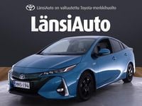 Käytetty Toyota Prius Active 122 HP (89 kW) 2018 Viistoperä