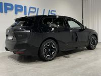 käytetty BMW iX xDrive40 - RAHOITUSKORKO 3,49% - Huippuvarusteet / Vetokoukku / Laserlight / Panorama / HarmanKardon / Musta / 22" Jet Black / Comfort access