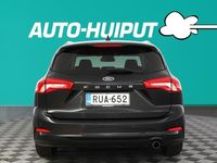 Käytetty Ford Focus Titanium 125 HP (91 kW) 2019 Farmari