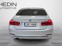 Käytetty BMW 330e Exclusive 184 HP (135 kW) 2017 Hopea Sedan