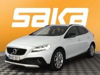 Käytetty Volvo V40 Momentum 190 HP (139 kW) 2017 Viistoperä