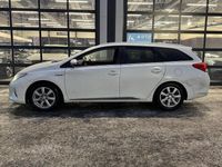 Käytetty Toyota Auris Touring Sports Executive 99 HP (72 kW) 2014 Farmari