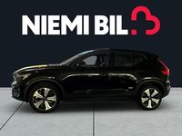 Käytetty Volvo XC40 Core 169 kW (231 HP) 2023 Katumaasturi