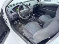 Käytetty Ford Fiesta 68 HP (50 kW) 2007 Van