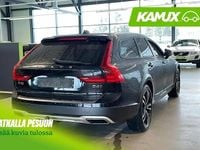 Käytetty Volvo V90 CC Pro 190 HP (139 kW) 2018 Musta Farmari