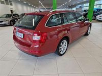 käytetty Skoda Octavia G-TEC 1,4 TSI Style / Kaasun toimintamatka n. 300 km ja bensan n. 800 km