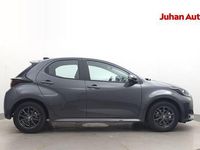 Käytetty Toyota Yaris 114 HP (83 kW) 2025 Harmaa Viistoperä