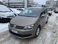 Käytetty VW Sharan Comfortline 150 HP (110 kW) 2016 Tila-auto