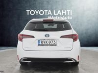 Käytetty Toyota Corolla Edition 140 HP (102 kW) 2023 Valkoinen Farmari
