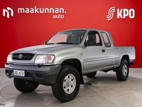 Käytetty Toyota HiLux 102 HP (75 kW) 2002 Hopea Nouto