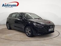 Käytetty Hyundai i30 Comfort 120 HP (88 kW) 2023 Musta Viistoperä