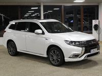 Käytetty Mitsubishi Outlander P-HEV Instyle 135 HP (99 kW) 2019 Valkoinen Farmari