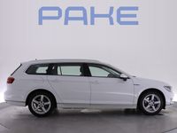 käytetty VW Passat Variant GTE Plug-In Hybrid 160 kW (218 hv) DSG-automaatti - ** Korko alk. 2,99%! ** - ** Adapt.vakkari / Webasto / Koukku / Urheiluistuimet **