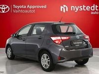 Käytetty Toyota Yaris Edition 72 HP (52 kW) 2017 Harmaa Viistoperä