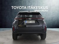 Käytetty Toyota Yaris Cross 116 HP (85 kW) 2024 Musta Katumaasturi