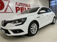 Käytetty Renault Mégane IV Zen 132 HP (97 kW) 2018 Valkoinen Viistoperä
