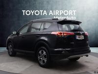 Käytetty Toyota RAV4 Hybrid Edition 155 HP (114 kW) 2017 Musta Katumaasturi