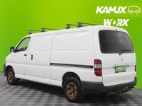 Käytetty Toyota HiAce 117 HP (86 kW) 2011 Valkoinen Sedan