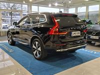 Käytetty Volvo XC60 Plus 350 HP (257 kW) 2023 Musta Katumaasturi