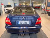 käytetty Toyota Avensis 1,8 VVT-i Linea Terra Liftback 5d/ 1-om/