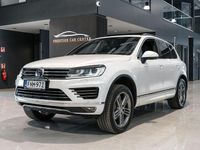 Käytetty VW Touareg 262 HP (192 kW) 2016 Katumaasturi