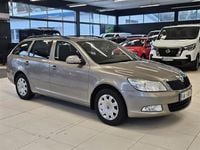 Käytetty Skoda Octavia Ambiente 122 HP (89 kW) 2012 Ruskea Farmari
