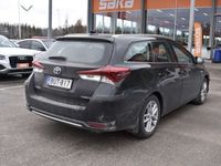 käytetty Toyota Auris Touring Sports 1,8 Hybrid Active Edition Tulossa Raisioon