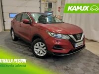 Käytetty Nissan Qashqai Visia 116 HP (85 kW) 2018 Punainen Katumaasturi