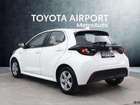 Käytetty Toyota Yaris Active 114 HP (83 kW) 2021 Valkoinen Viistoperä