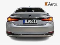 Käytetty Lexus ES300H Business Edition 178 HP (130 kW) 2021 Sedan