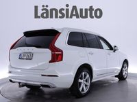 käytetty Volvo XC90 T8 AWD Inscription aut / Webasto / lasikattoluukku / Vetokoukku / LED-valot / Navigointi **** Tähän autoon jopa 84 kk rahoitusaikaa Nordealta ****