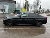 käytetty BMW 520 520 G30 Sedan d A xDrive M-Sport LCI - M-Sport, LCI, xDrive, Suomi-auto, 1 omistaja, Kattoluukku, Vetokoukku