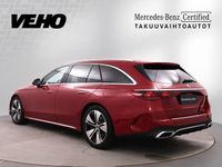 Käytetty Mercedes E300 AMG 313 HP (230 kW) 2025 Punainen Farmari