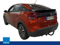 Käytetty Citroën C4 Comfort 131 HP (96 kW) 2022 Punainen Viistoperä